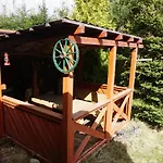Holiday home Jezioraczek